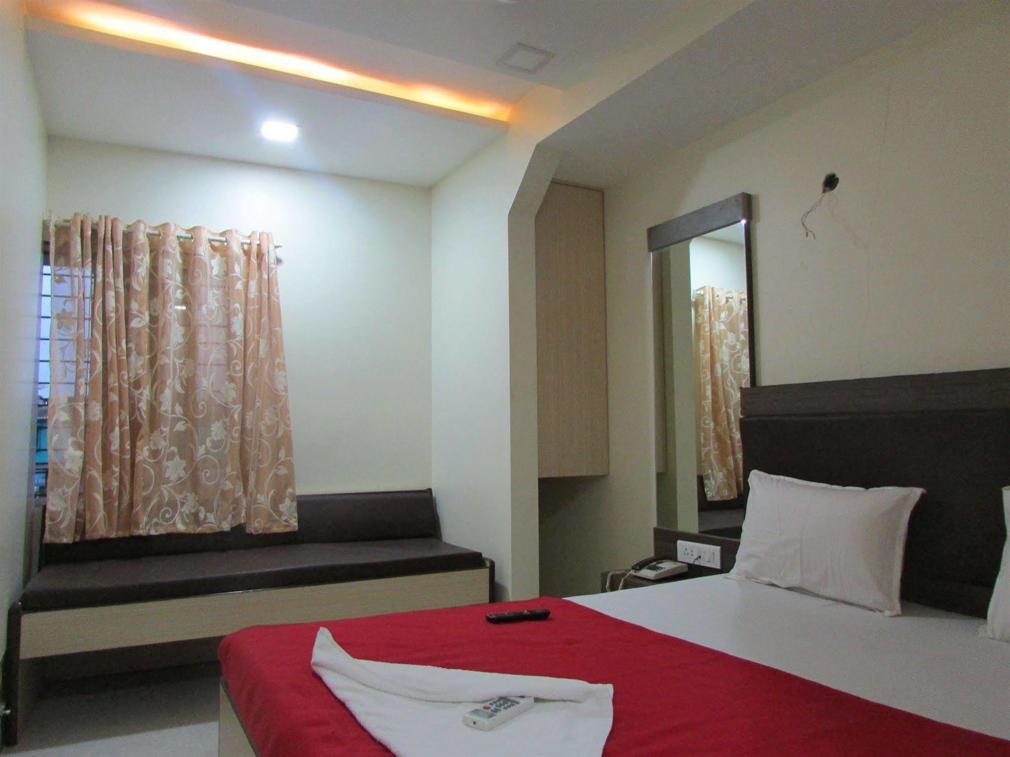 Royal Annex Hotel Mumbai Exterior foto